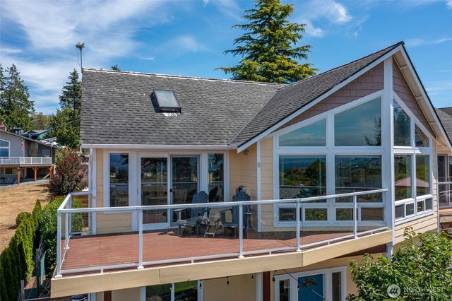 1243 Farragut Drive, Coupeville, WA 98239