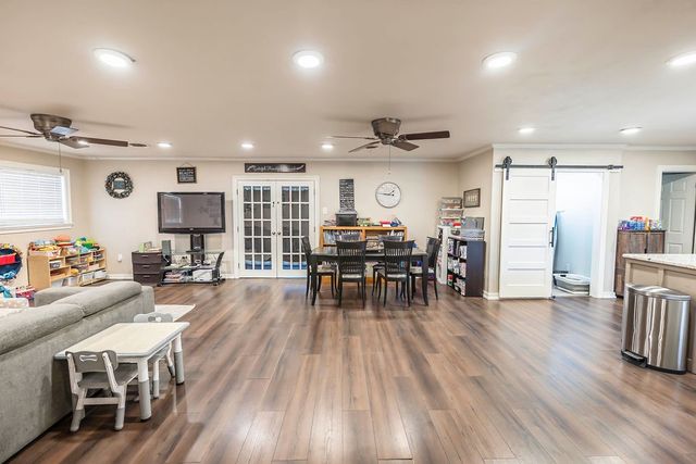 809 E Highway 82, Nocona, TX 76255