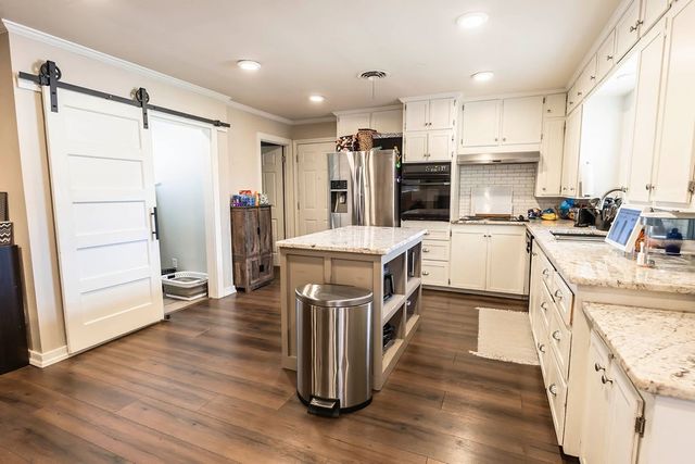 809 E Highway 82, Nocona, TX 76255