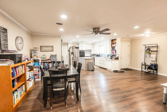 809 E Highway 82, Nocona, TX 76255