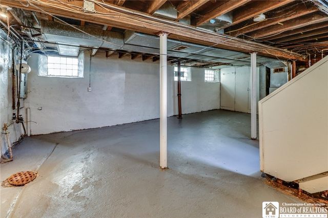 91 Oliver Street, Lockport City, NY 14094