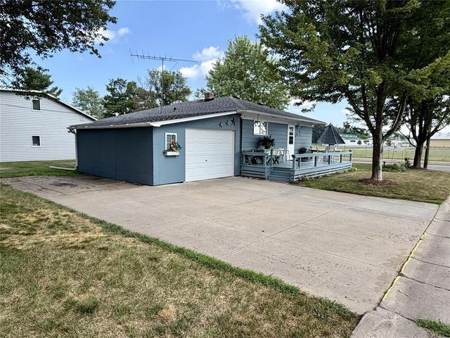 404 Edward Street, Chippewa Falls, WI 54729