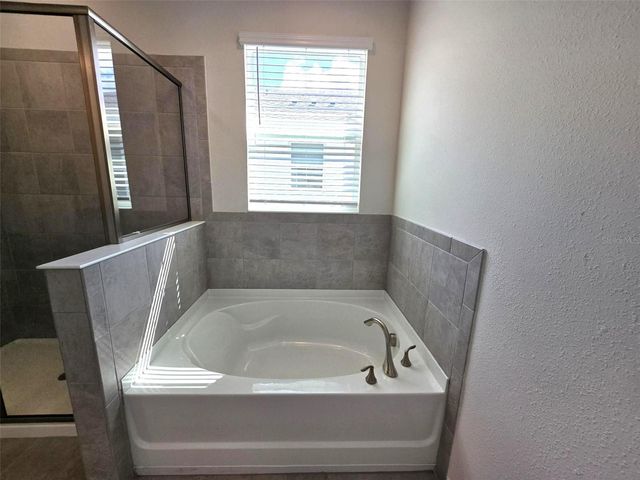 611 160TH STREET E, Bradenton, FL 34212