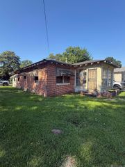 2652 Hollywood St, Baton Rouge, LA 70805