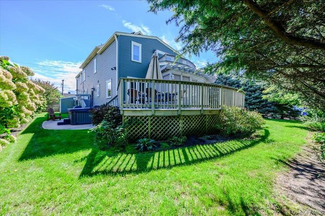 132 Blackheath Road, Lido Beach, NY 11561