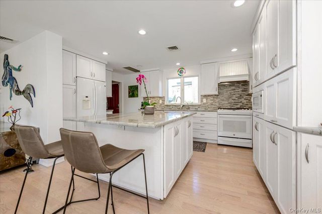 132 Blackheath Road, Lido Beach, NY 11561