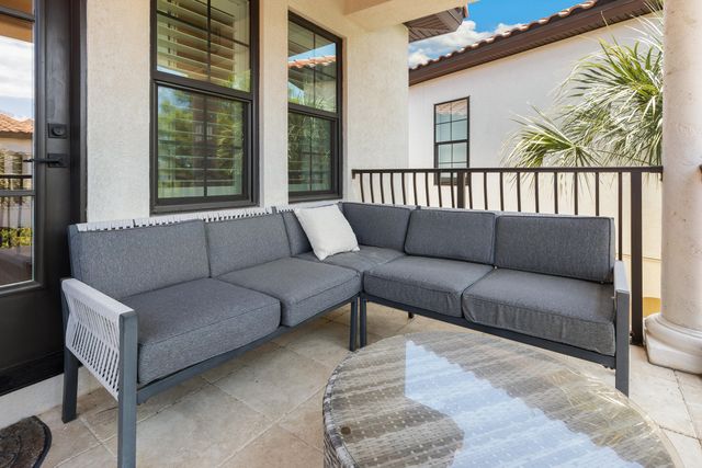 1980 Baytowne Loop, Miramar Beach, FL 32550