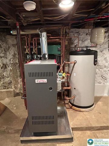 1658 Dennis Street, Bethlehem City, PA 18020