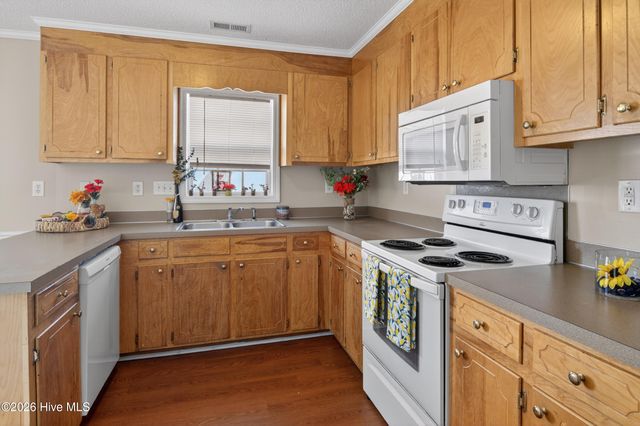 2128 Flagstone Court G7, Greenville, NC 27834