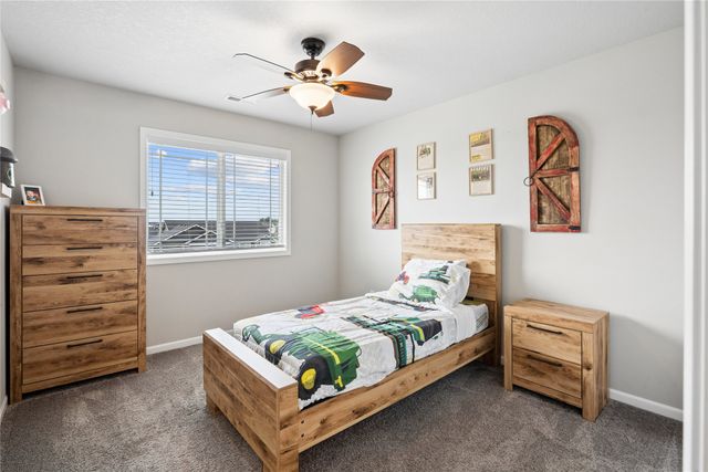 2411 NW Beechwood Street, Ankeny, IA 50023