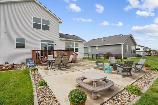 2411 NW Beechwood Street, Ankeny, IA 50023