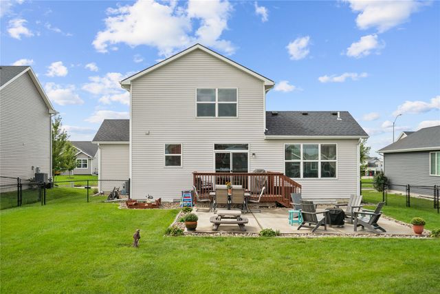 2411 NW Beechwood Street, Ankeny, IA 50023