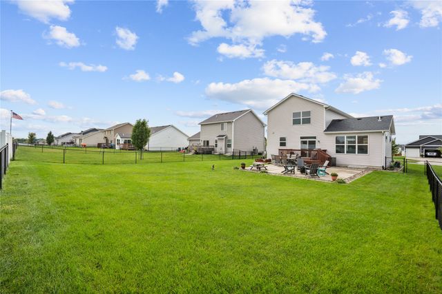 2411 NW Beechwood Street, Ankeny, IA 50023