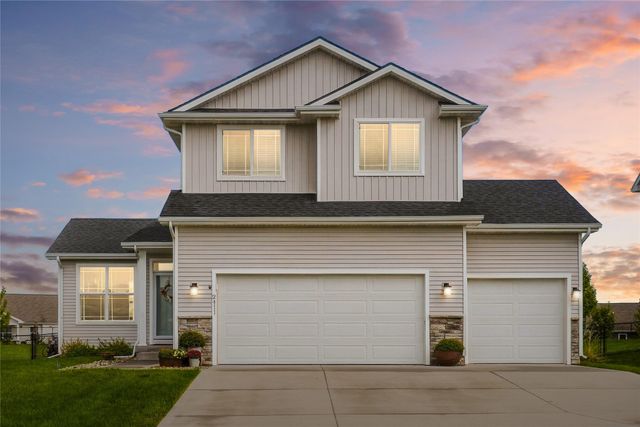 2411 NW Beechwood Street, Ankeny, IA 50023