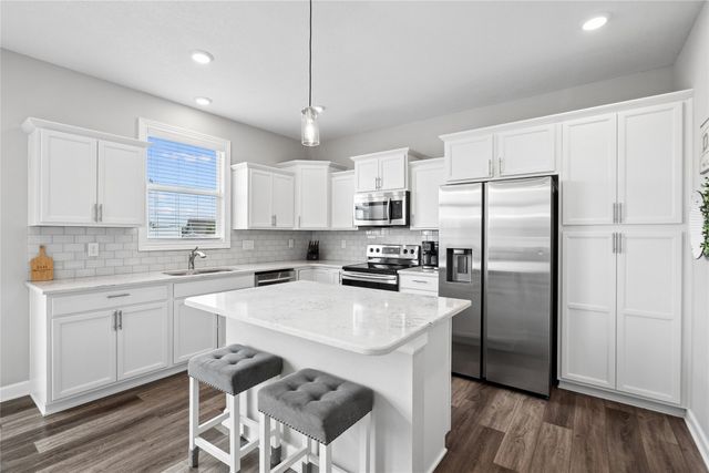 2411 NW Beechwood Street, Ankeny, IA 50023