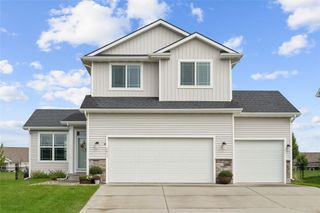2411 NW Beechwood Street, Ankeny, IA 50023