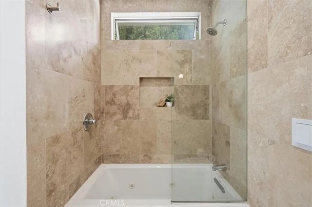 2448 Riverside Pl, Los Angeles, CA 90039