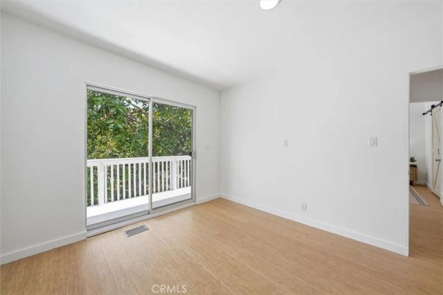 2448 Riverside Pl, Los Angeles, CA 90039