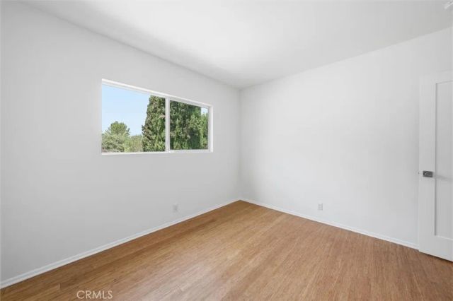 2448 Riverside Pl, Los Angeles, CA 90039