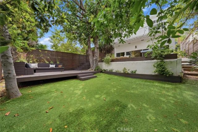 2448 Riverside Pl, Los Angeles, CA 90039