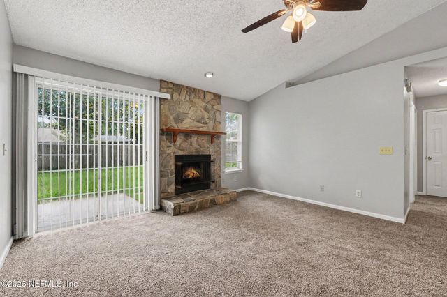 8520 MOSS POINTE TRL Trail N, Jacksonville, FL 32244