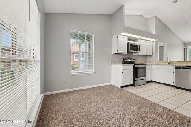 8520 MOSS POINTE TRL Trail N, Jacksonville, FL 32244