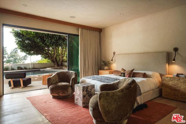 1820 Rising Glen Road, Los Angeles, CA 90069