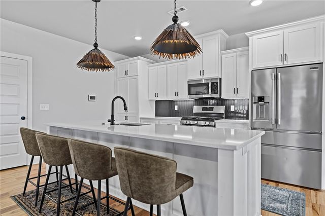 2009 Bergman Road, Pea Ridge, AR 72751