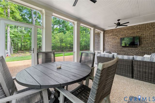 314 Piping Rock Rd, Manakin Sabot, VA 23103