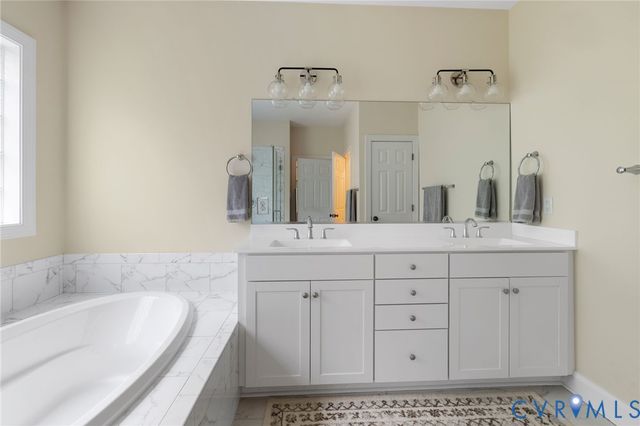 314 Piping Rock Rd, Manakin Sabot, VA 23103