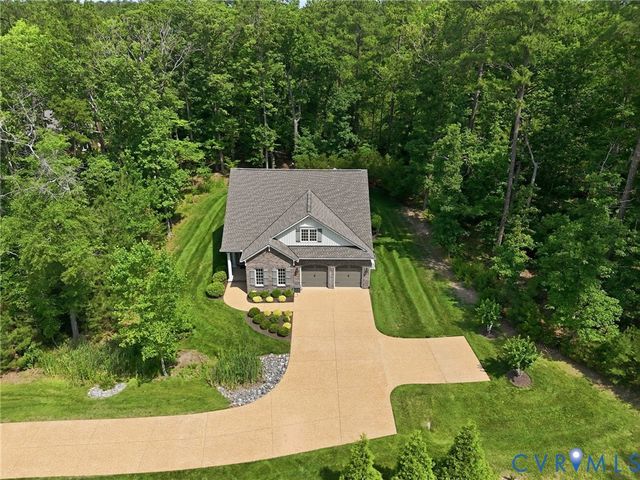 314 Piping Rock Rd, Manakin Sabot, VA 23103