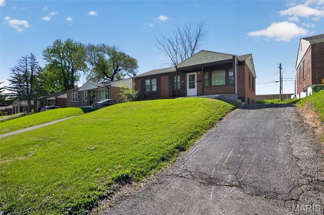 238 Emerling Drive, St Louis, MO 63121