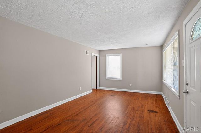 238 Emerling Drive, St Louis, MO 63121