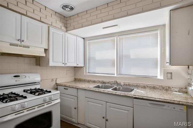 238 Emerling Drive, St Louis, MO 63121