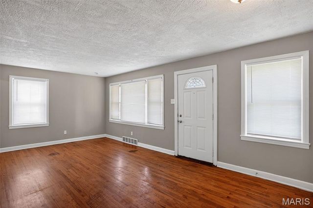 238 Emerling Drive, St Louis, MO 63121