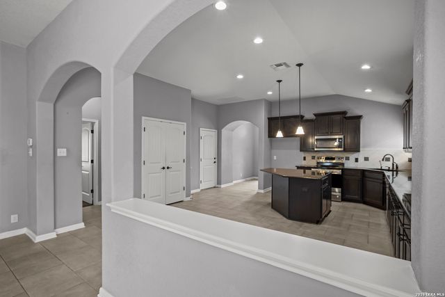 829 Laserra, Cibolo, TX 78108