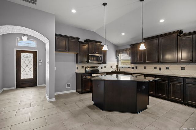 829 Laserra, Cibolo, TX 78108