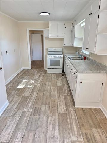 737 Britt Avenue, Asheboro, NC 27203