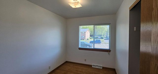 5304 58th AVENUE, Kenosha, WI 53144