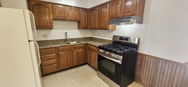 5304 58th AVENUE, Kenosha, WI 53144