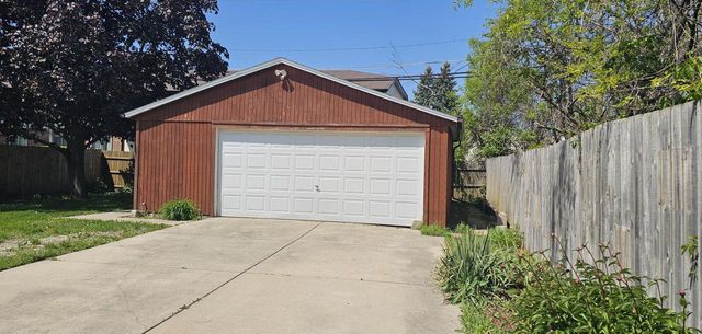 5304 58th AVENUE, Kenosha, WI 53144