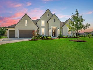 22 Woodland Creek Court, Fulshear, TX 77441