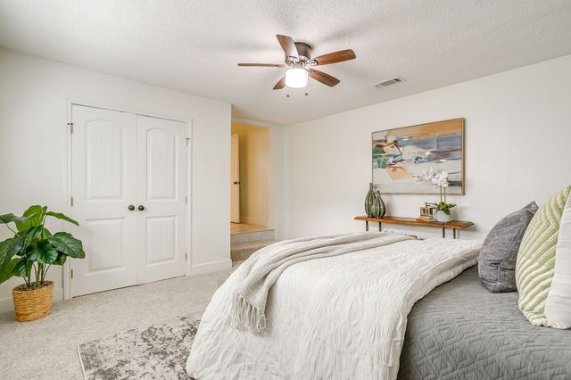 322 W Russell Street, Weatherford, TX 76086