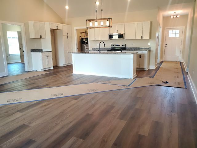 85 Rolling Meadows Ave, Hartsville, TN 37074