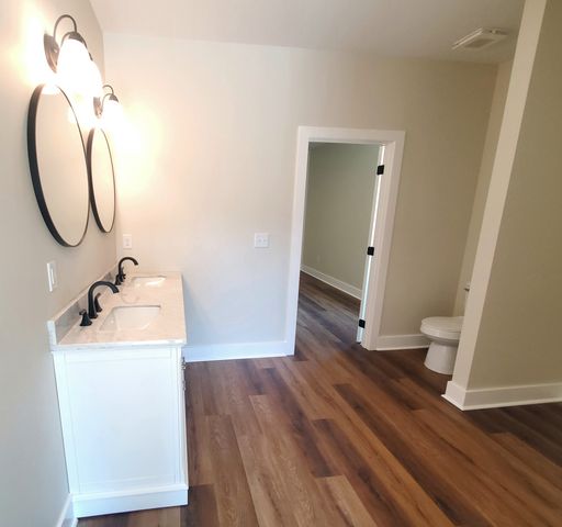 85 Rolling Meadows Ave, Hartsville, TN 37074