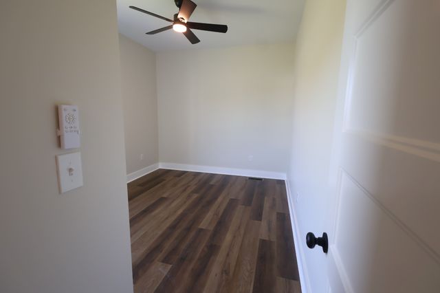 85 Rolling Meadows Ave, Hartsville, TN 37074