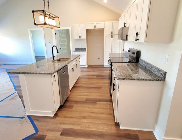85 Rolling Meadows Ave, Hartsville, TN 37074