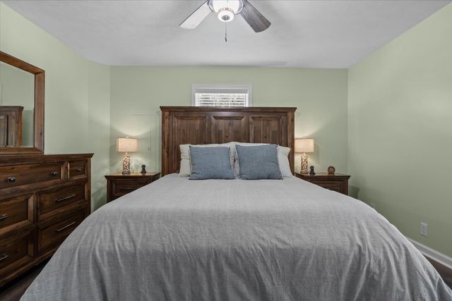 1015 Garners Creek Rd, Dickson, TN 37055