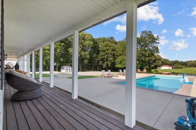 1015 Garners Creek Rd, Dickson, TN 37055