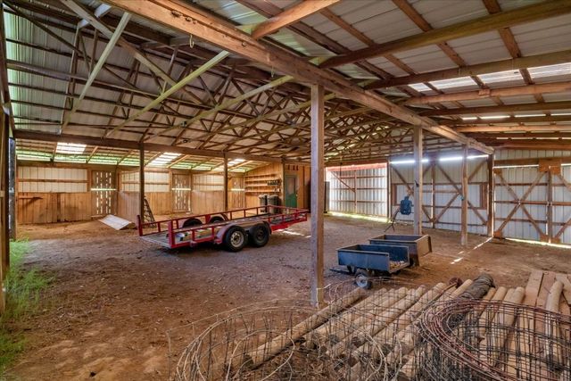 1015 Garners Creek Rd, Dickson, TN 37055